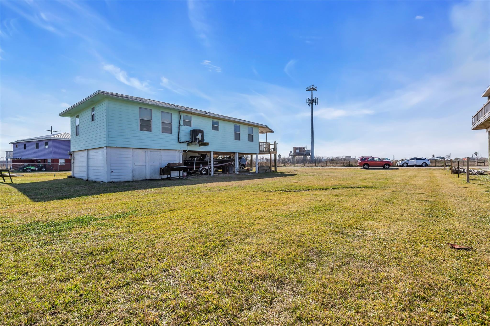 1048 N Crystal Beach Road