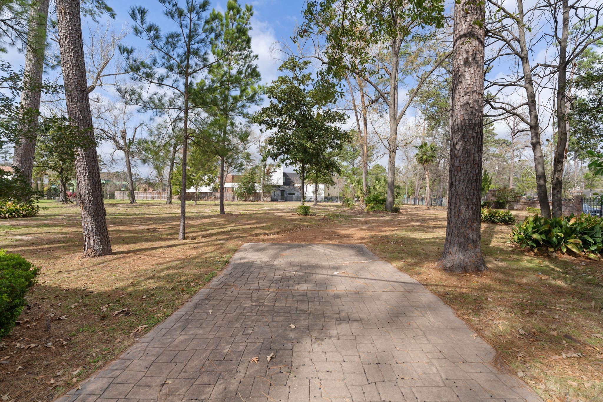 9201 Memorial Drive