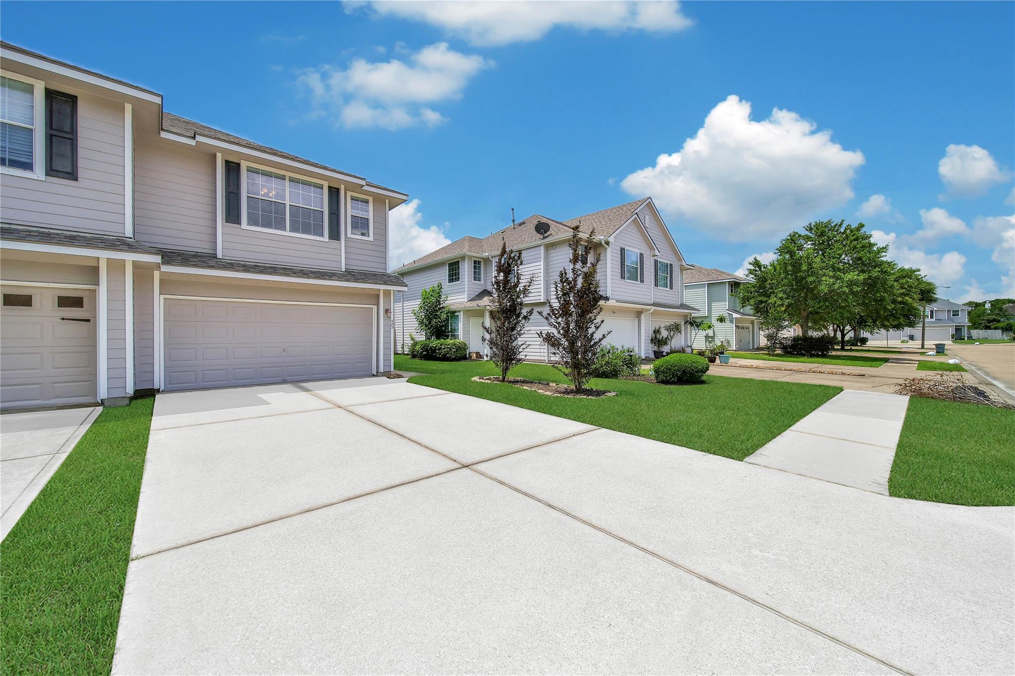 483 Folk Crest Lane
