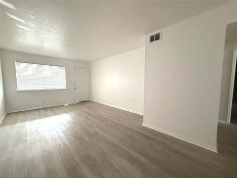Condo For Rent - 200 Hill Street #1<br/> Sealy, TX 77474