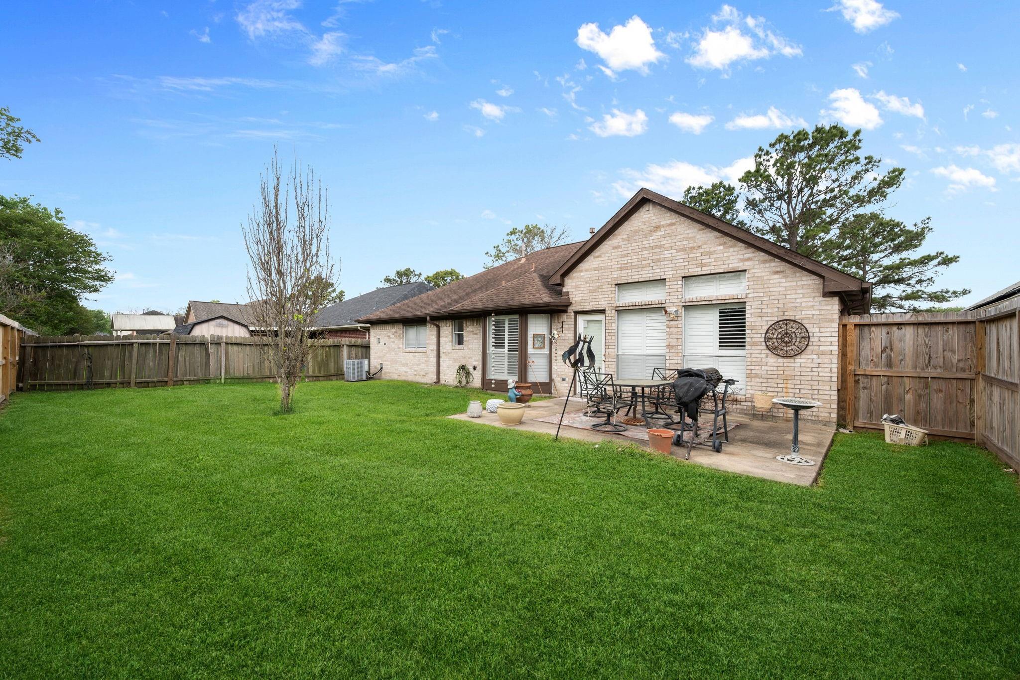 1122 Glenmeadows Drive