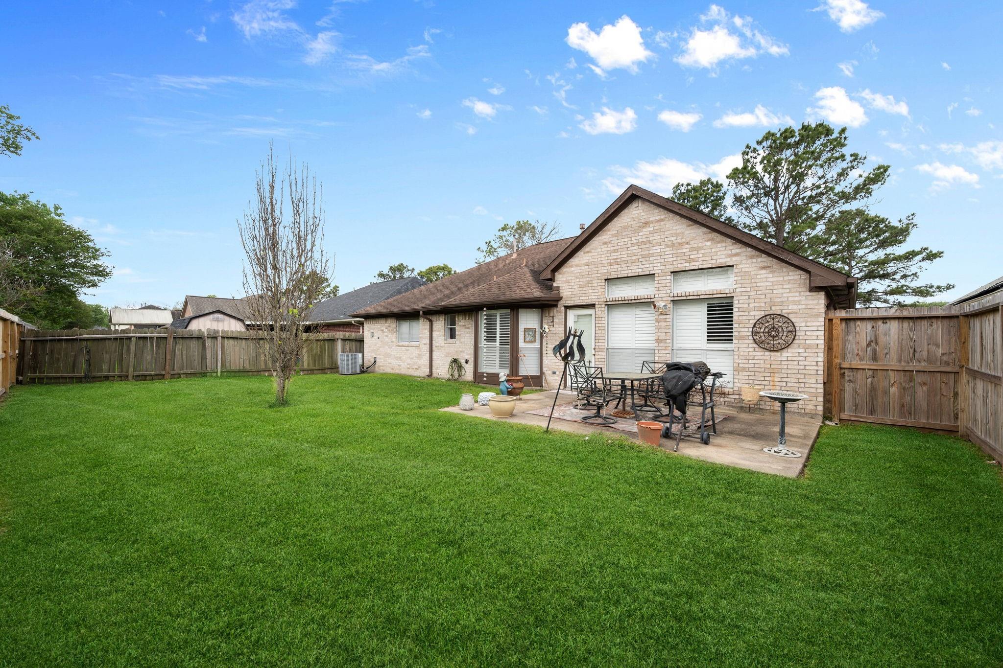 1122 Glenmeadows Drive