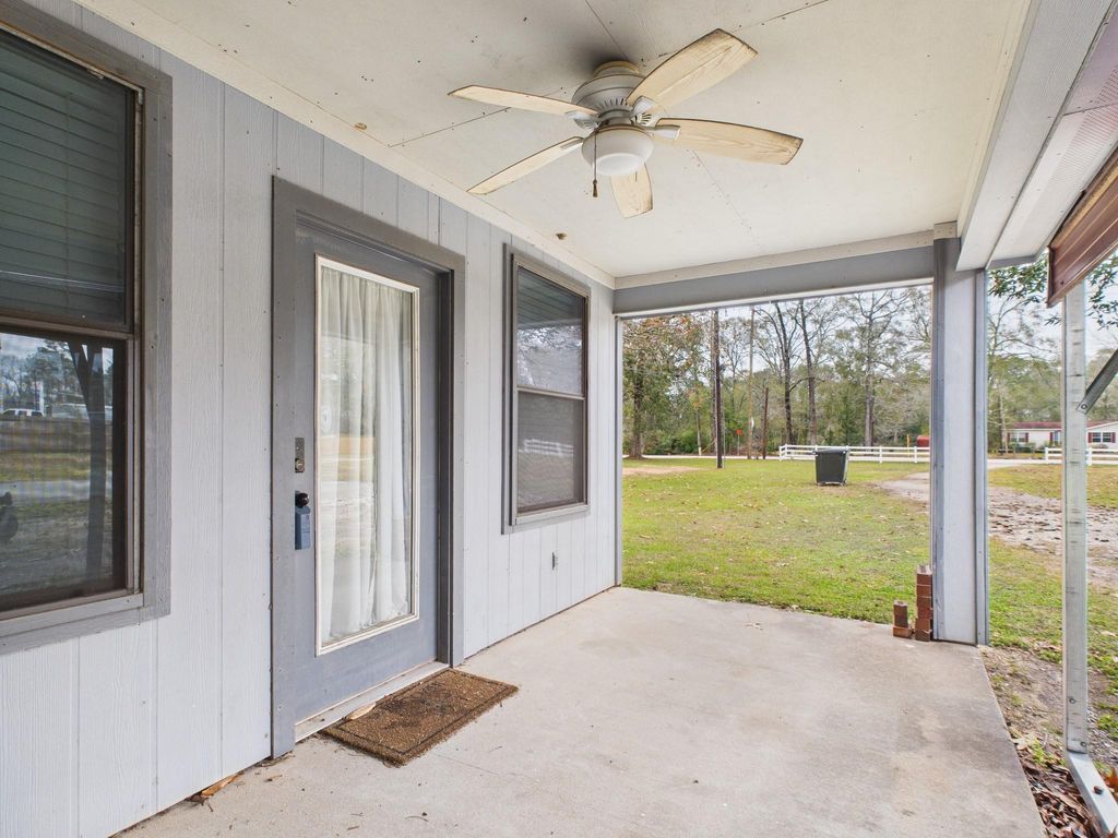 Photo of 15802 Firetower Road #A, Conroe, TX 77306 (MLS # 96830333)