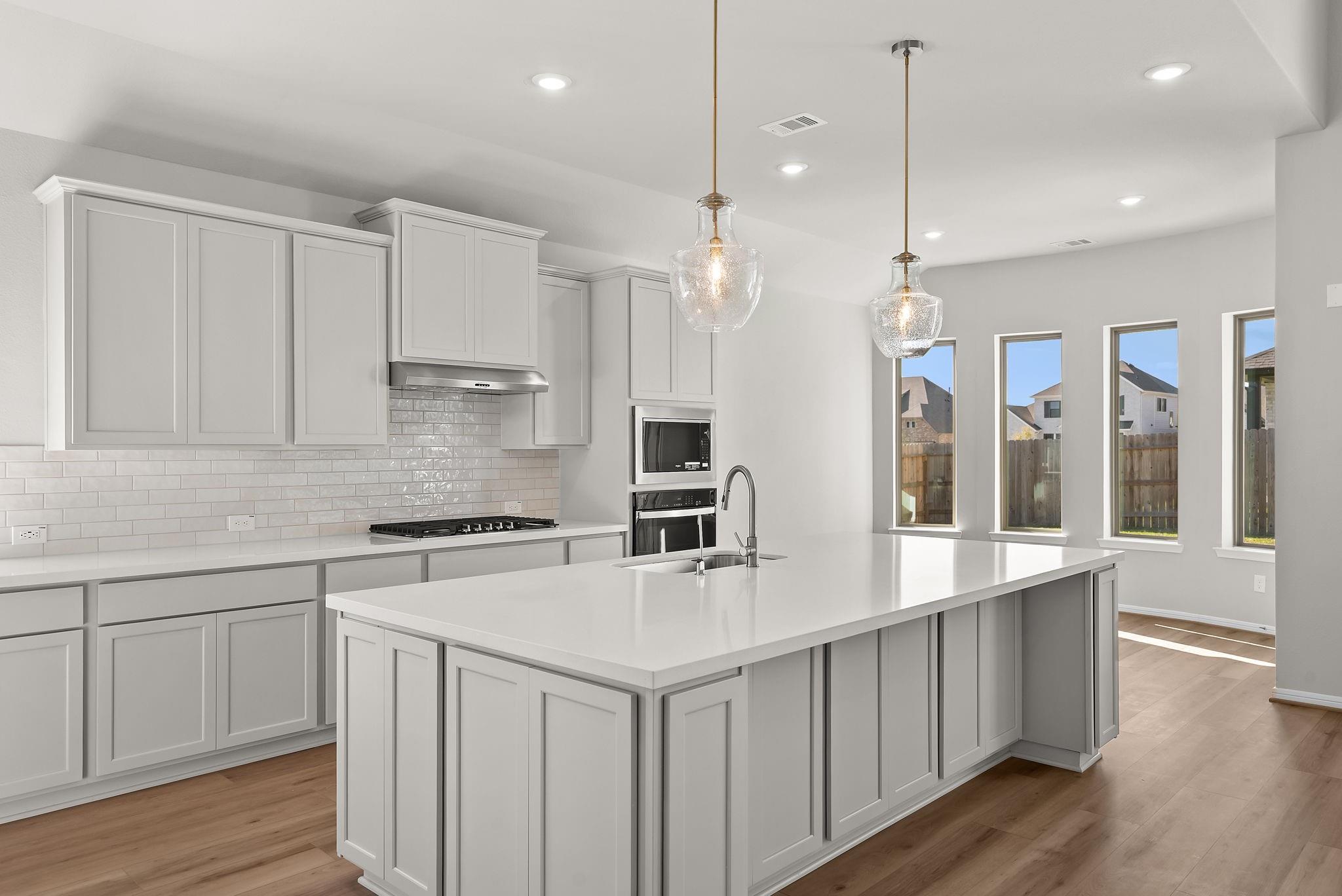 32335 Mossy Pine Way