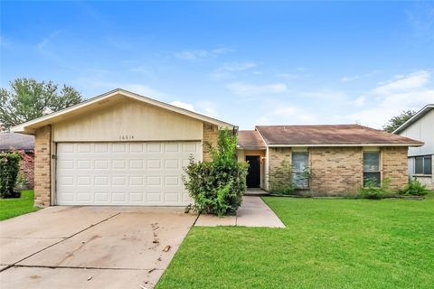 Photo of 16814 Macleish Drive, Houston, TX 77084 (MLS # 10225388) Photo of 16814 Macleish Drive, Houston, TX 77084 (MLS # 10225388)