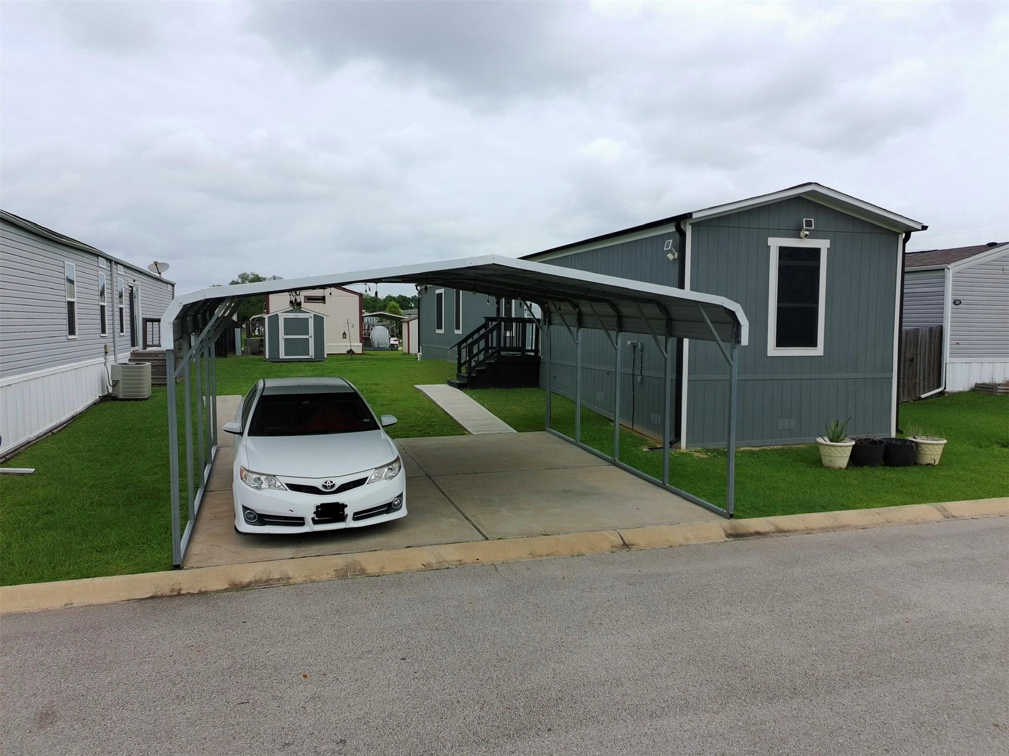 327 Green Oak Drive