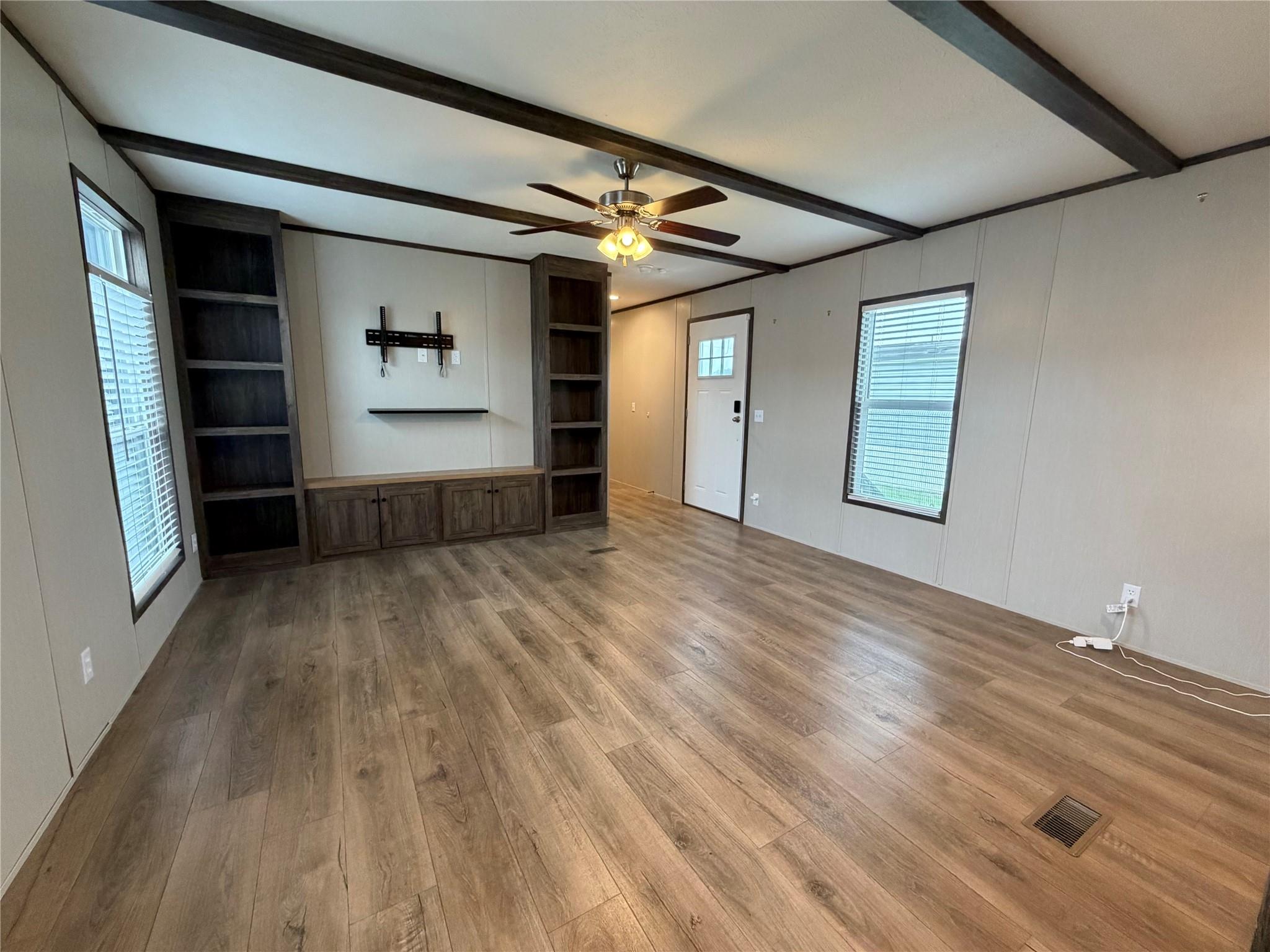 327 Green Oak Drive