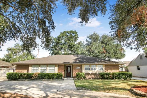 5738 Willowbend Boulevard Houston TX 77096