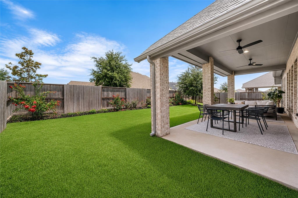Photo of 9726 Starry Night Lane, Manvel, TX 77578 (MLS # 3312382)