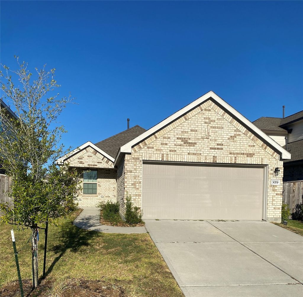Photo of 3019 Kendrick Springs Lane, Houston, TX 77365 (MLS # 30423687)