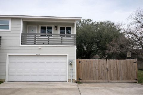 Tiny photo for 5763 Easthampton Drive #A-D, Houston, TX 77039 (MLS # 38047103)