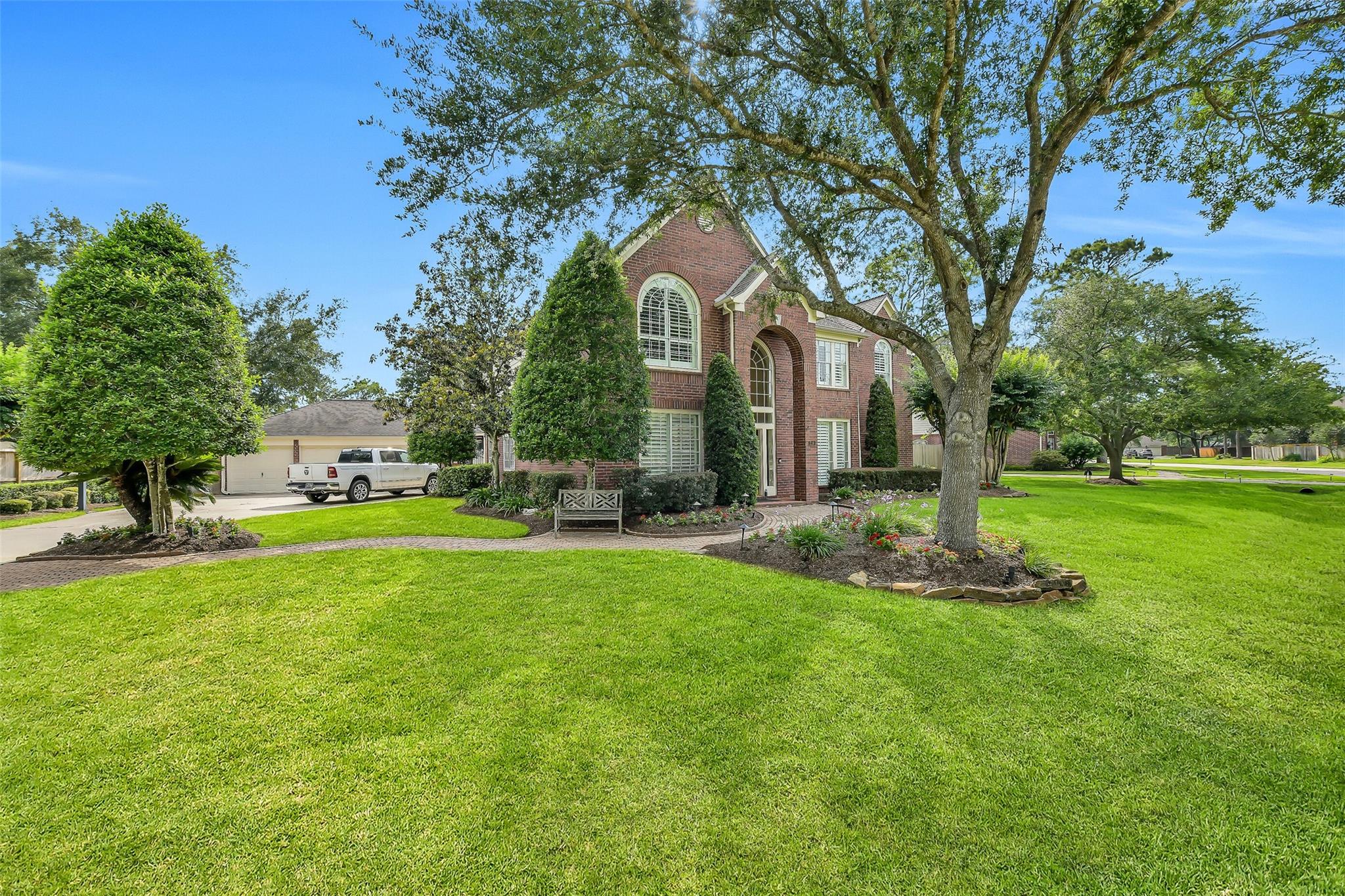 210 Trail Bend Lane