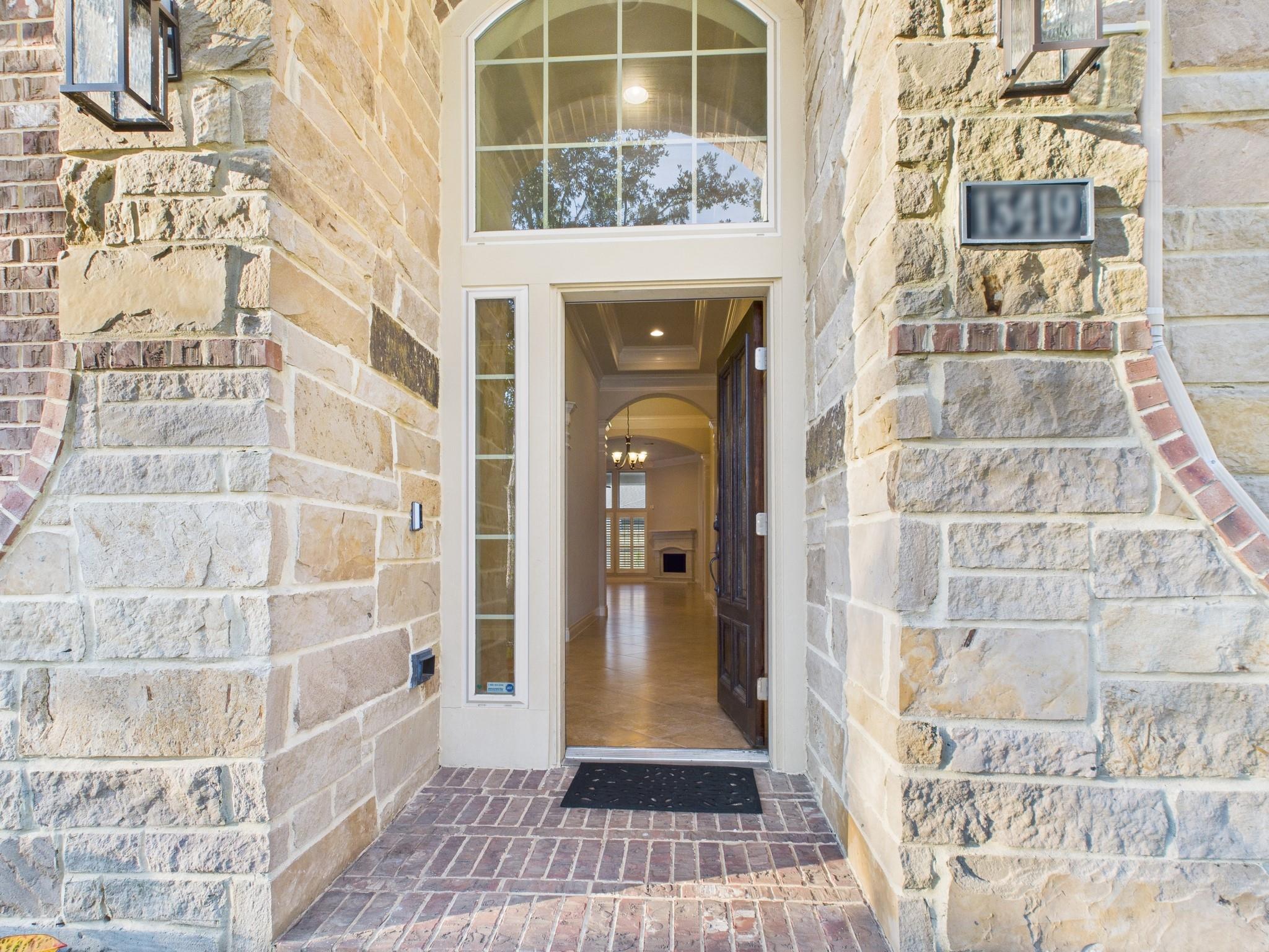 13419 Piney View Lane