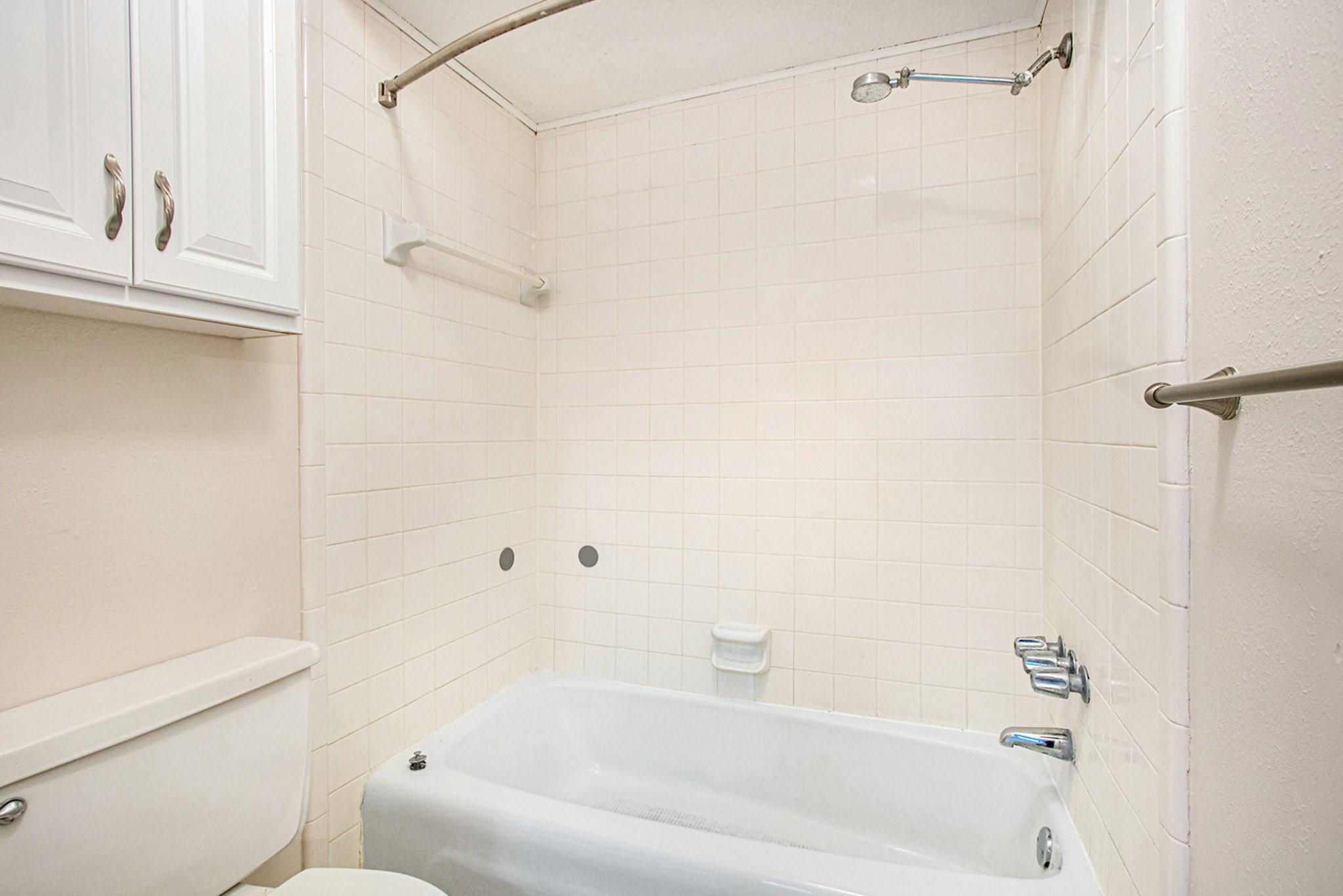 Houston, Texas 77070, United States, 5 Bedrooms Bedrooms, ,4 BathroomsBathrooms,Residential,Active,220453