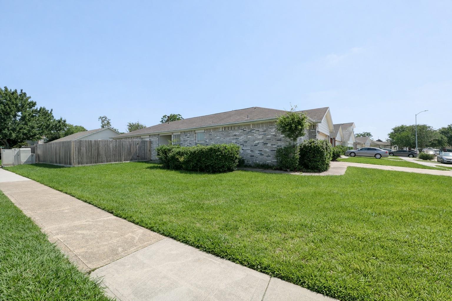7450 Parkland Manor Drive