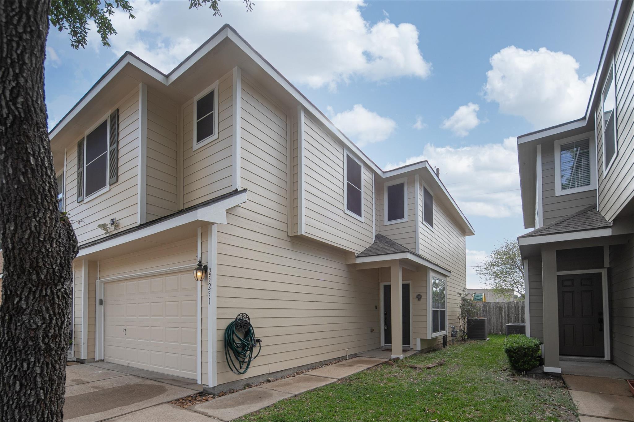 25251 Boulder Bend Lane