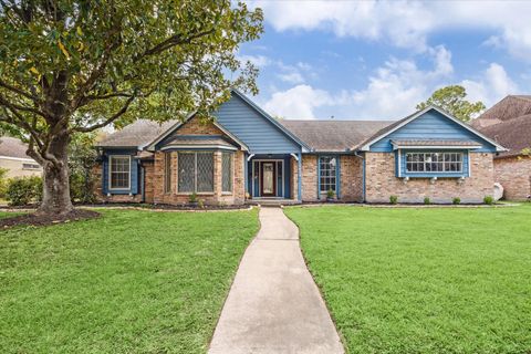 Photo of 5639 Council Grove Lane, Houston, TX 77088 (MLS # 75832272) Photo of 5639 Council Grove Lane, Houston, TX 77088 (MLS # 75832272)