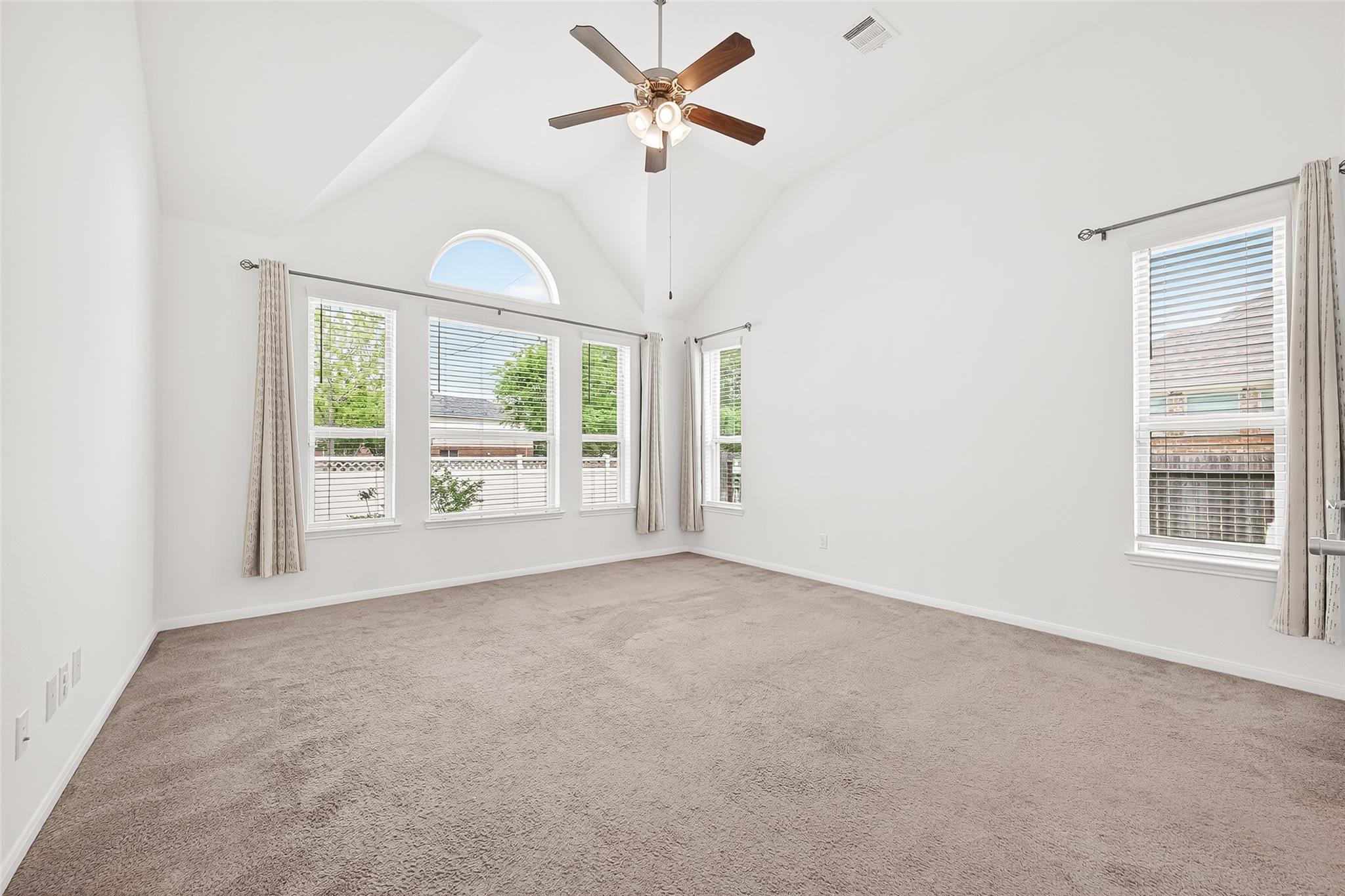 95 Rivercove Lane