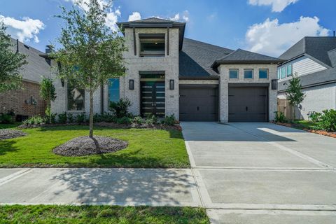 Photo of 29103 Hauter Way, Fulshear, TX 77441 (MLS # 69890121)