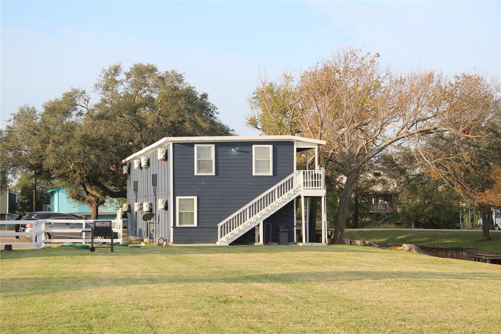 5202 County Road 469