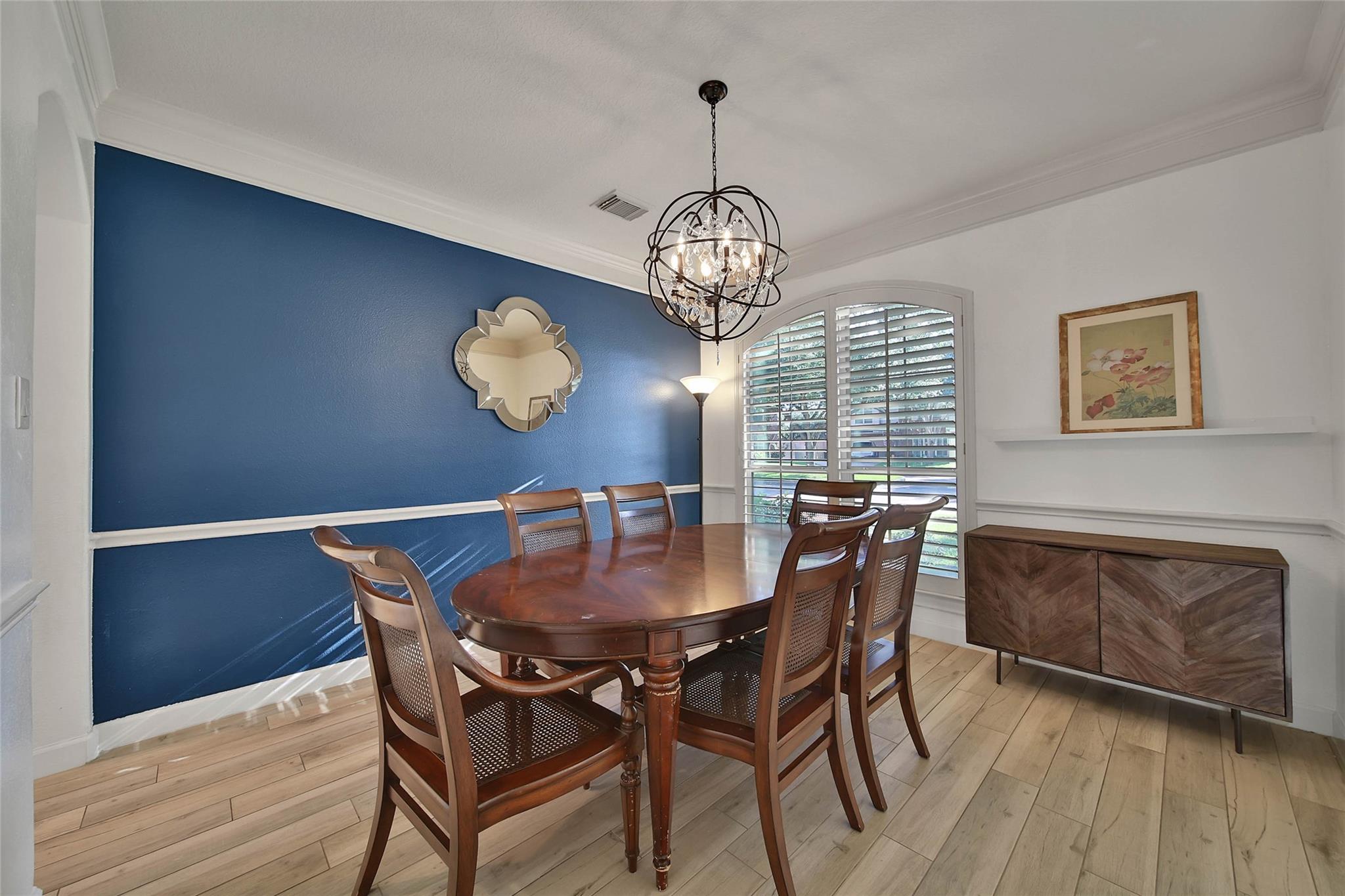 21210 Crescent Star Court