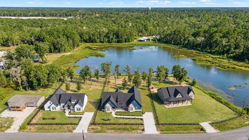 Photo of 160 County Road 37301, Splendora, TX 77372 (MLS # 46657014)
