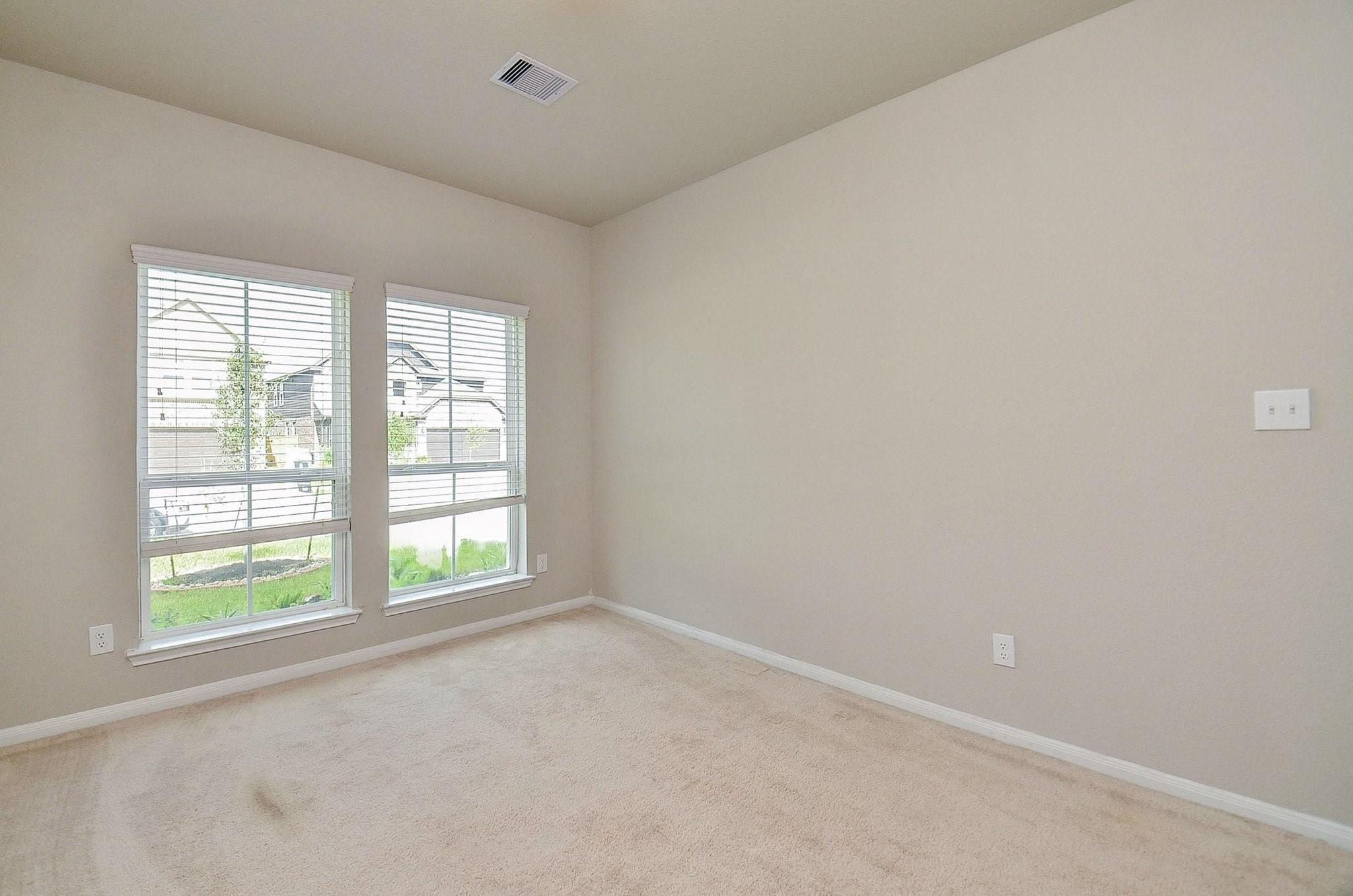 5443 Grand View Drive