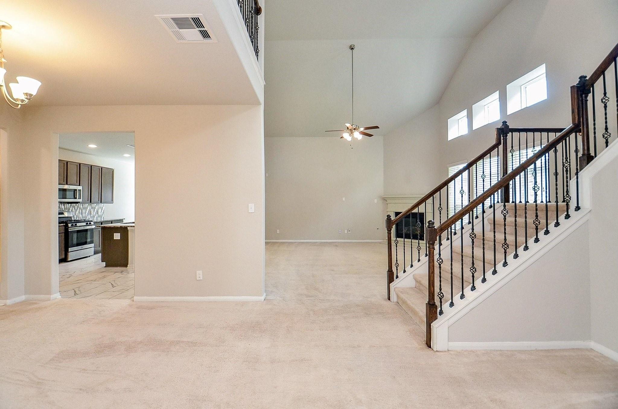 5443 Grand View Drive