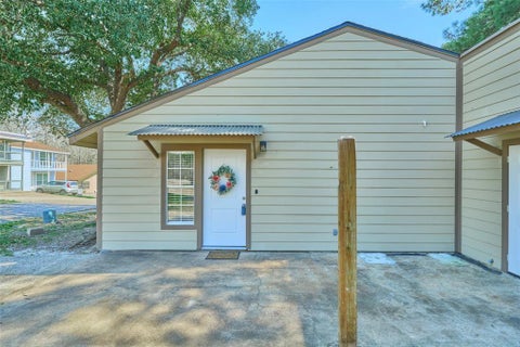 Photo of 20 Harbour Row Drive, Coldspring, TX 77331 (MLS # 84390427)