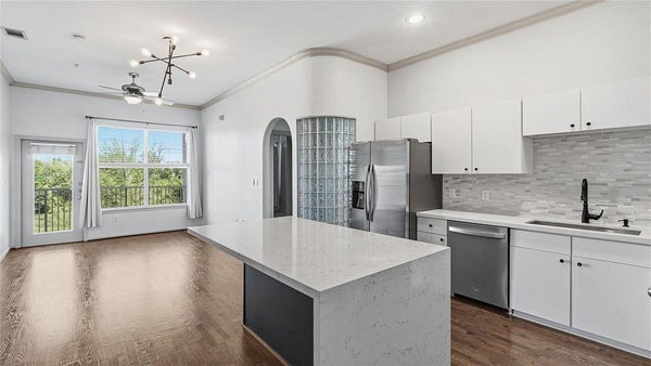 1441 EAST ST UNIT 202, HOUSTON, TX 77007 - Image 977f35d7abb5def578c0e9c018b4e5c2/2360173422
