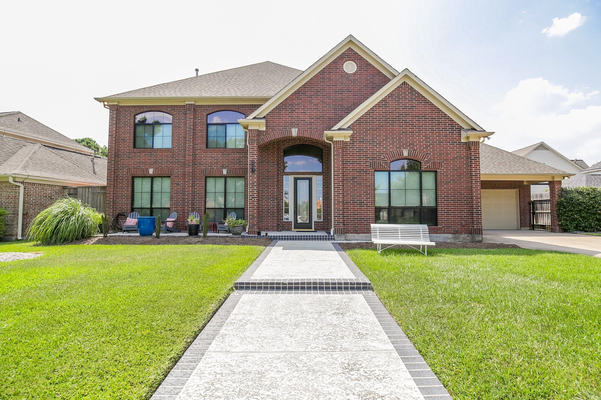 1902 Hollow Wind Drive
