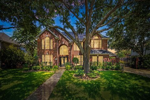 Photo of 711 Oyster Creek Drive, Sugar Land, TX 77478 (MLS # 90423947)