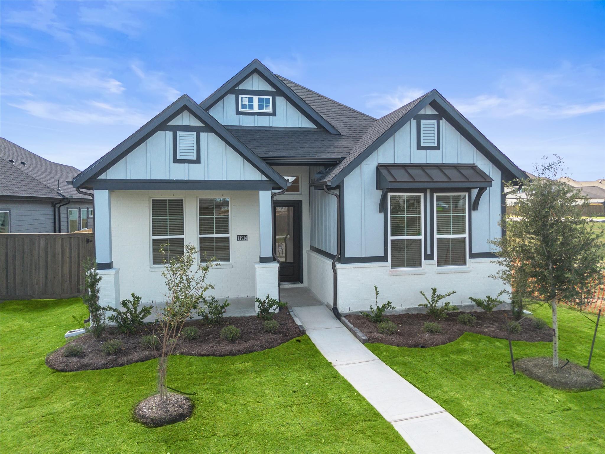 11914 North Pavillion Drive