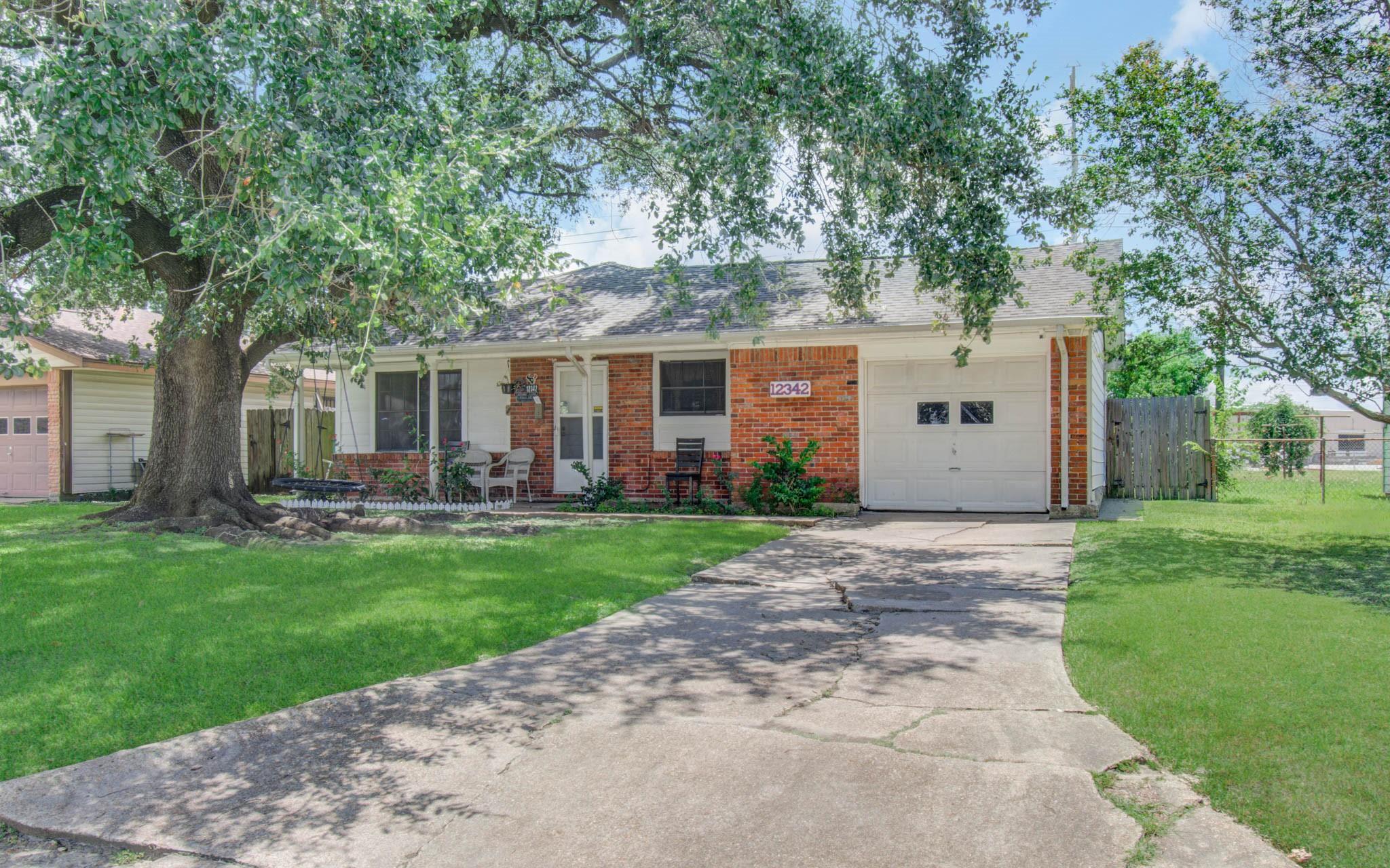 12342 Ledger Lane