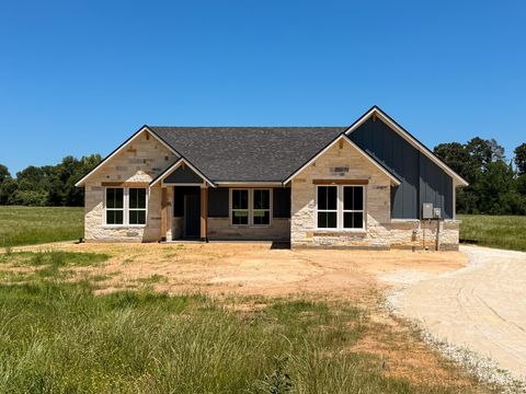 Photo of 879 Pineview Circle, Jewett, TX 75846 (MLS # 21072853)