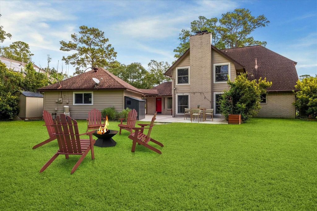 Photo of 1711 Chestnut Ridge Road, Kingwood, TX 77339 (MLS # 8625915)