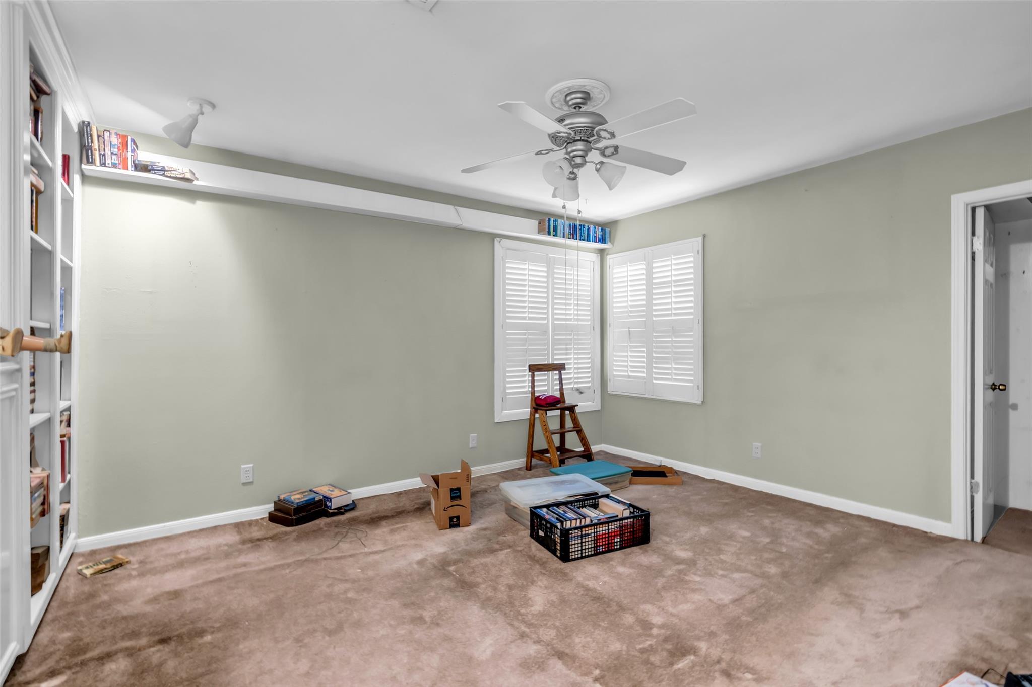 1427 Cheshire Lane