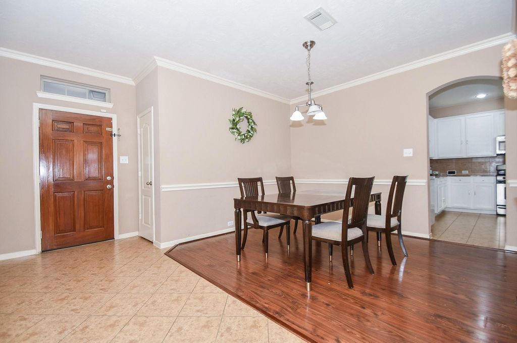 Photo of 17319 Brookhollow Court Drive, Houston, TX 77084 (MLS # 83167088)