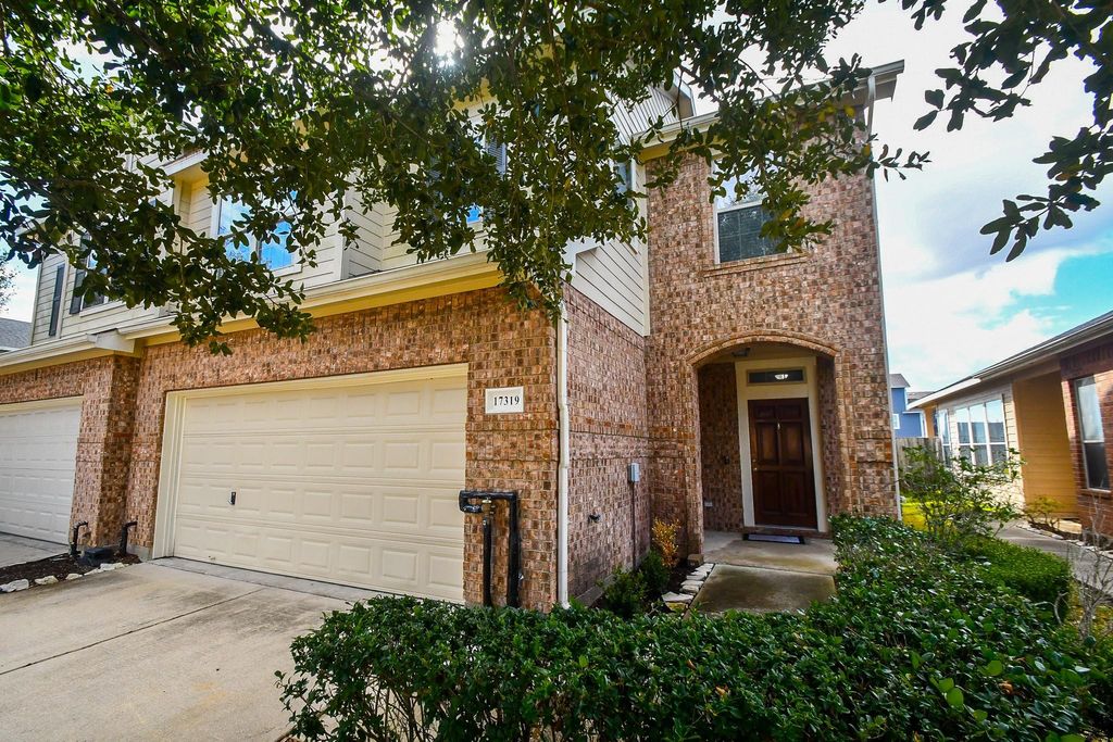 Photo of 17319 Brookhollow Court Drive, Houston, TX 77084 (MLS # 83167088)