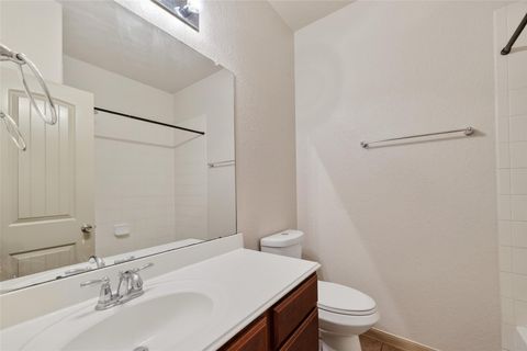 Tiny photo for 5950 Carpenters Hollow Court, Houston, TX 77049 (MLS # 18602025)