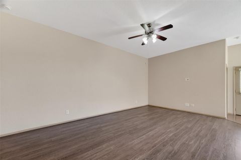 Tiny photo for 5950 Carpenters Hollow Court, Houston, TX 77049 (MLS # 18602025)