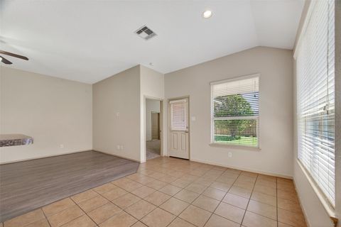 Tiny photo for 5950 Carpenters Hollow Court, Houston, TX 77049 (MLS # 18602025)