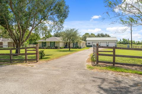 Photo of 6315 Sprigg Street, Fulshear, TX 77441 (MLS # 7528371)