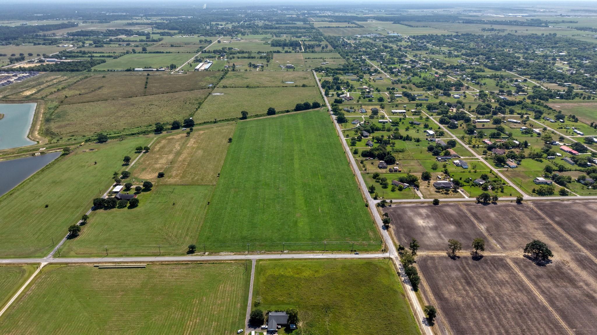 605 County Road 609