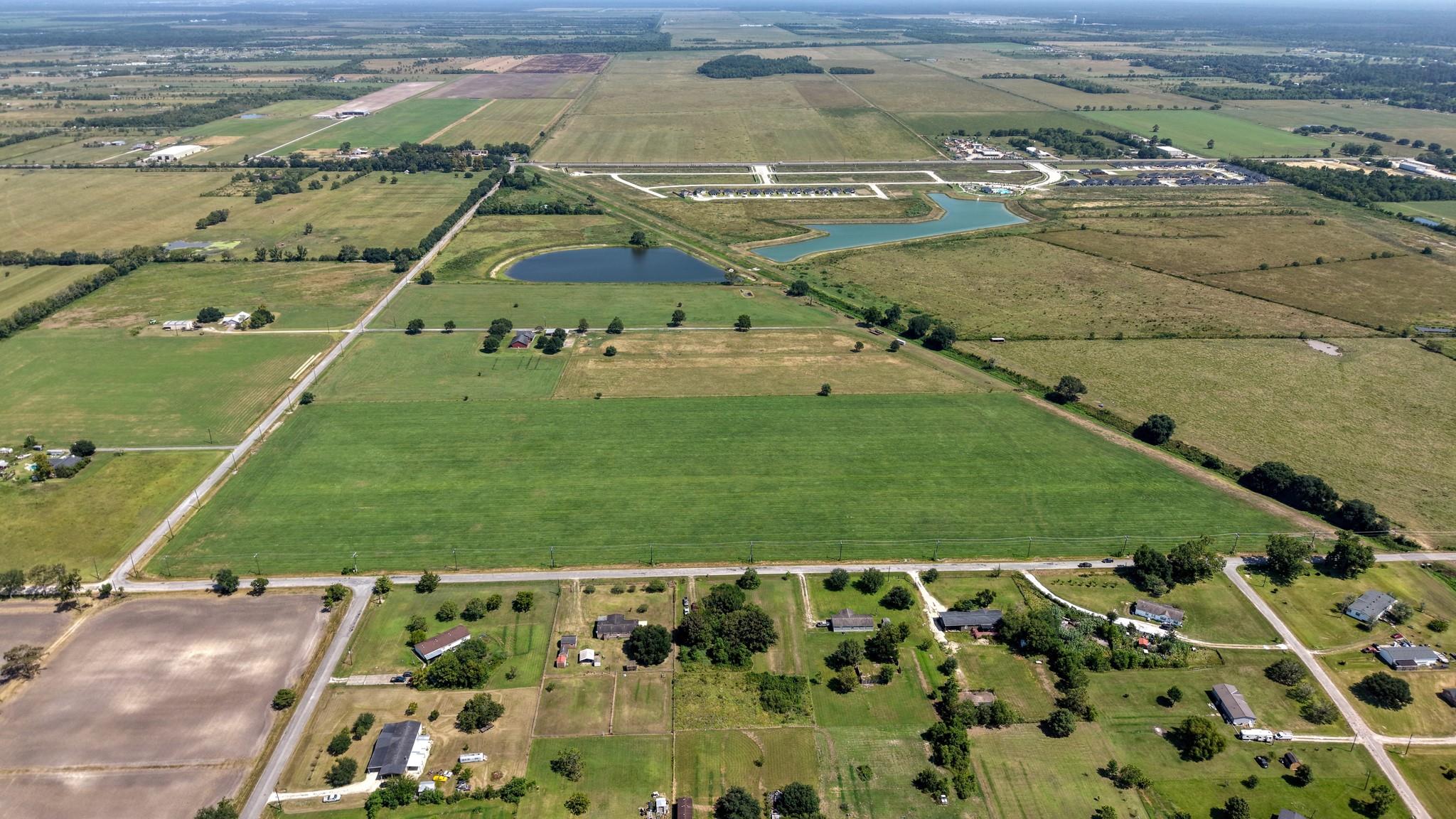 605 County Road 609