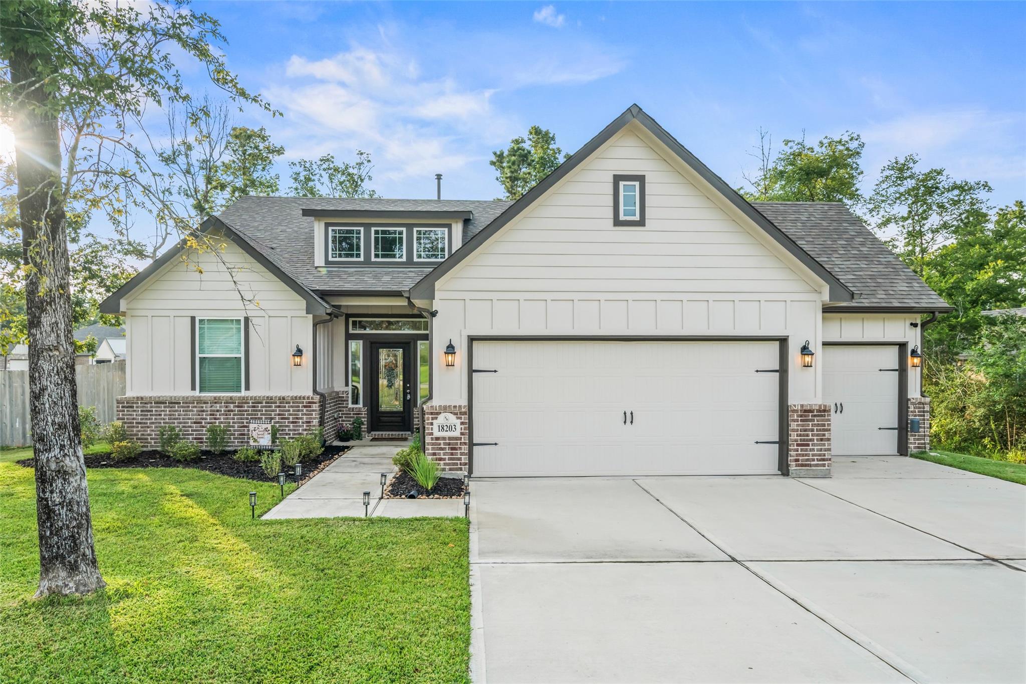 18203 Samie Nell Court