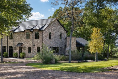 Photo of 565 Bybee Road, Round Top, TX 78954 (MLS # 38450372)