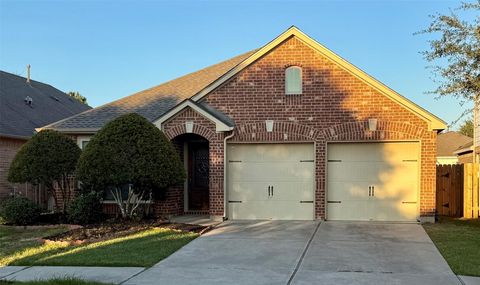 Photo of 26510 Pernod Oaks Drive, Katy, TX 77494 (MLS # 40304370)