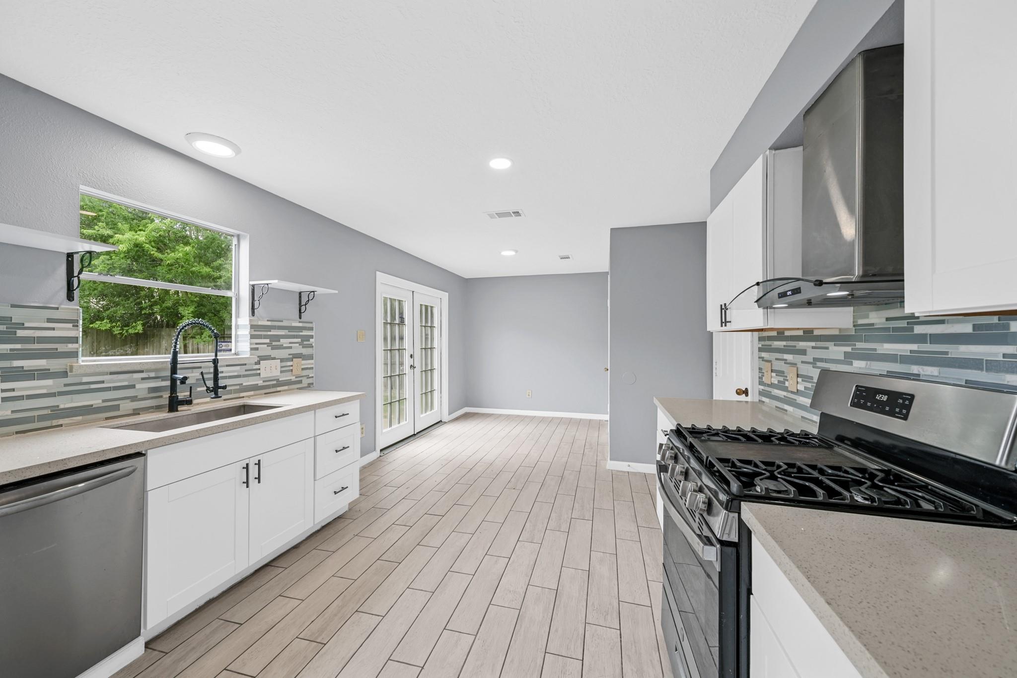 5715 Guadalupe Drive