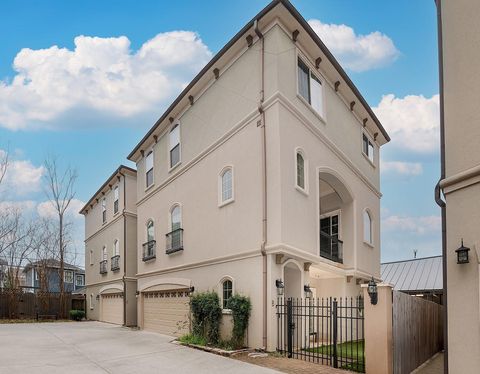 Photo of 514 Cortlandt Street #B, Houston, TX 77007 (MLS # 72353014)